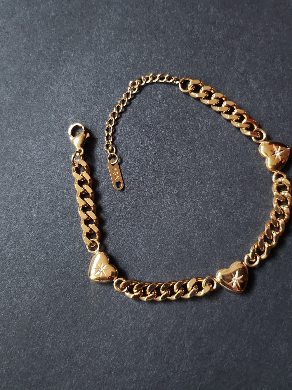 Gold Heart Link Bracelet - Women's Jewelry